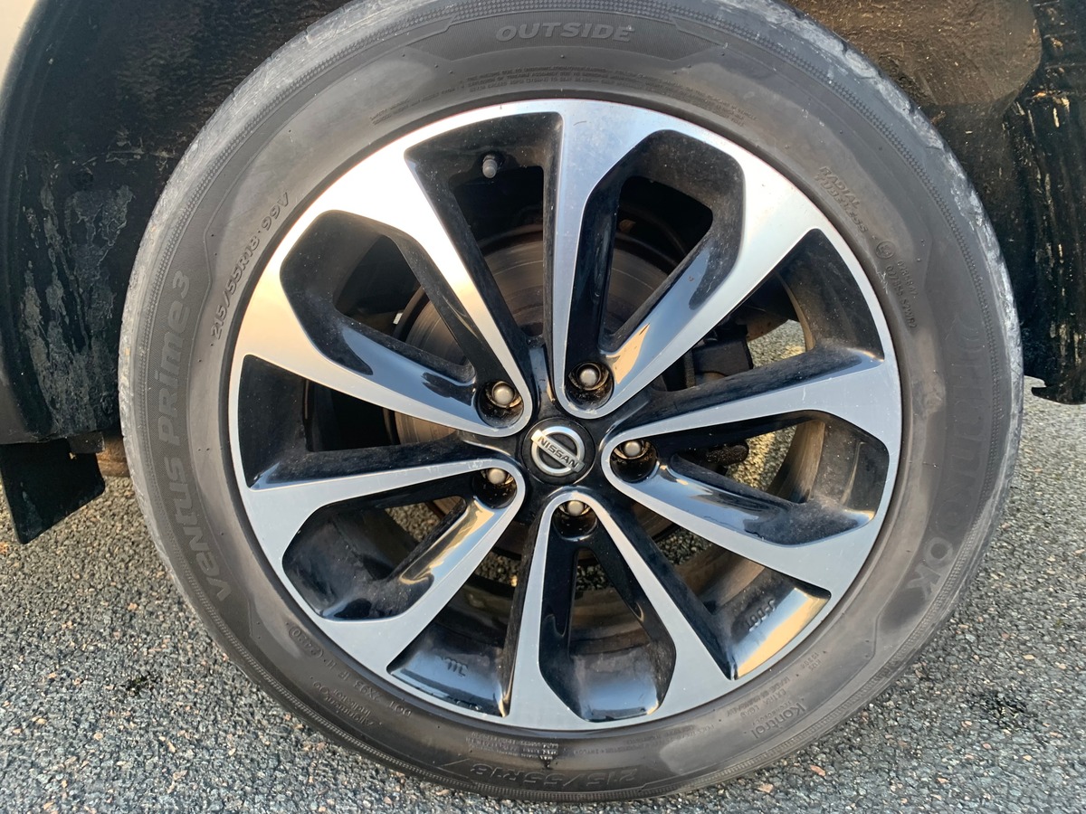 Nissan Qashqai+2 130 ch | 1.6 DCI | 7 Places | Toit Panoramique | GPS | Caméra de recul | Jantes 18'