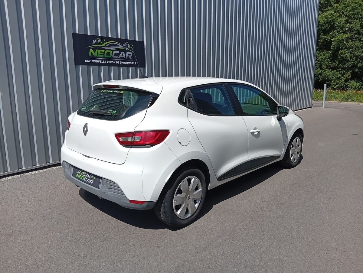 RENAULT Clio Sté 1.5 dCi 75ch Air MédiaNav eco² 90g / DISTRIBUTION NEUVE / TVA RECUPERABLE
