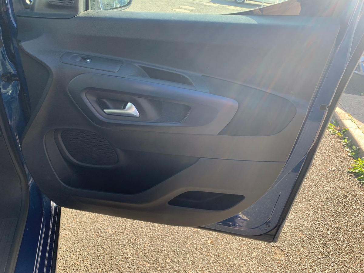 Peugeot Rifter 130 ch | Standard | Allure | Apple car Play | Régulateur de vitesse | Radar arriére