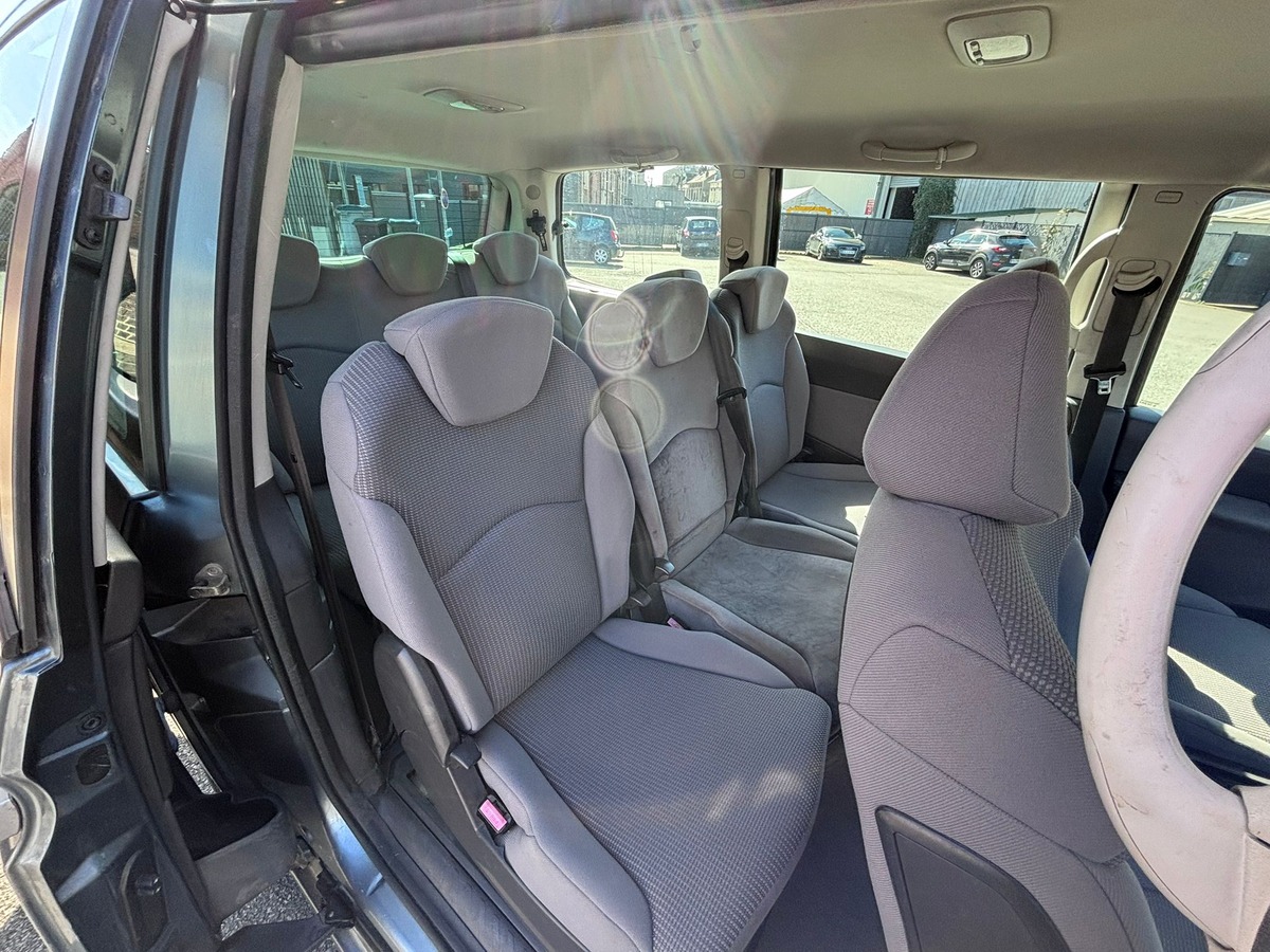 Peugeot 807 8 places 2.0 HDi 120 Confort - Distribution neuve - Attelage - Garantie