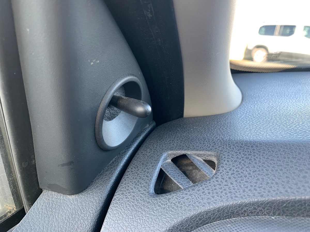 Dacia Sandero 75 ch | Régulateur limiteur de vitesse | Roue de secours galette + cric |  Bluetooth