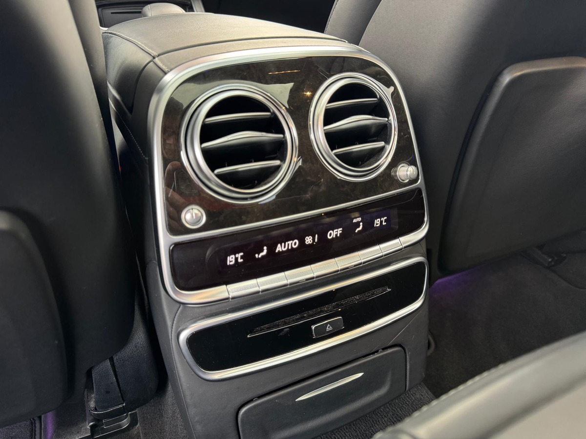 Mercedes-Benz Classe S 63 AMG - Pack VIP - Entretiens Mercedes