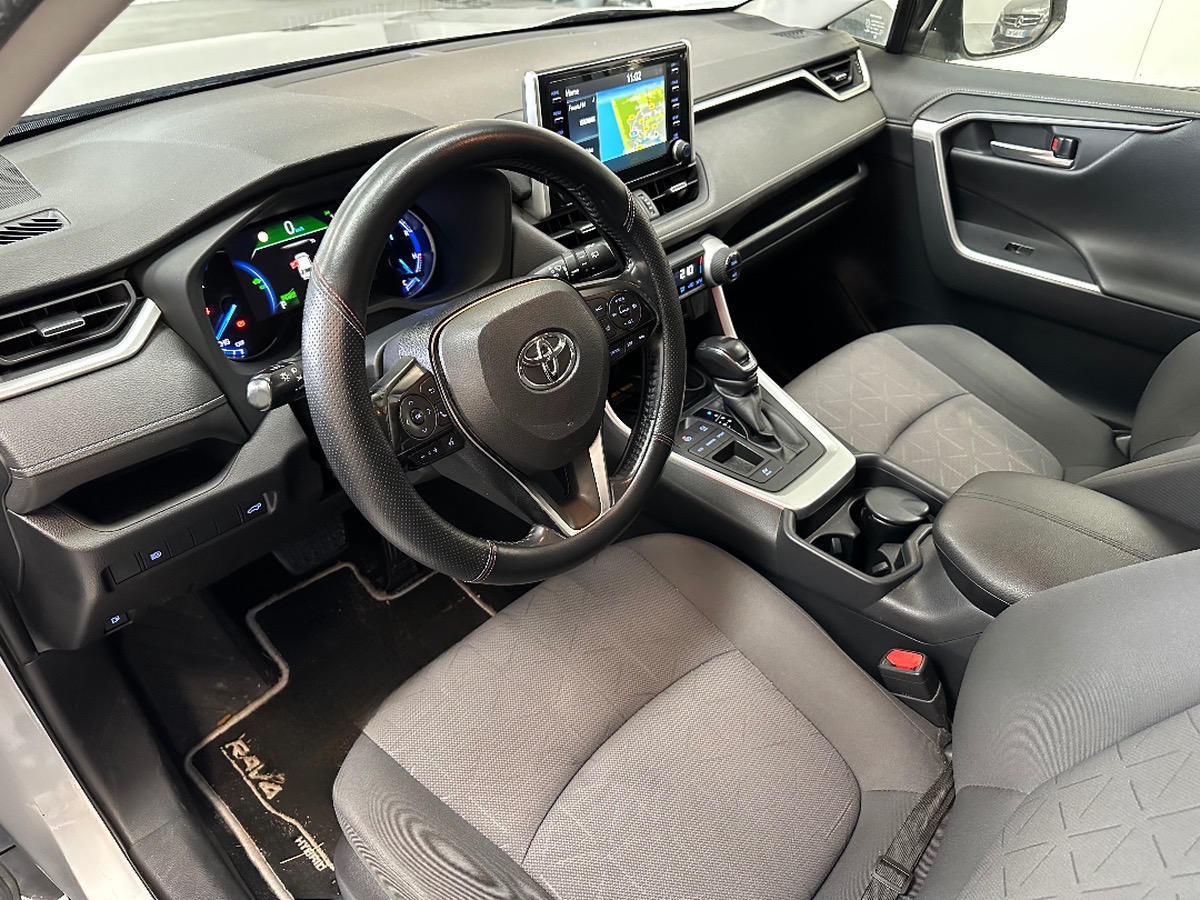Toyota RAV4 2.5 218 HYBRIDE DYNAMIC 2WD PACK DEMO DESIGN / ATTELAGE AMOVIBLE / CARPLAY