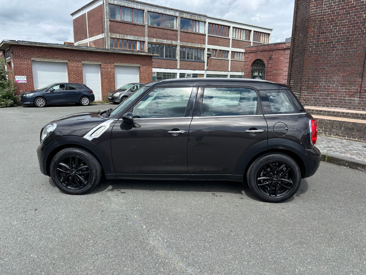 Mini Countryman COOPER D PACK CHILI BVM6 - Première main