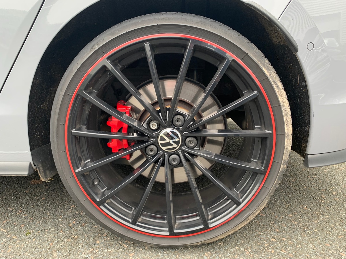 Volkswagen Golf GTI 300 ch | Clubsport | Caméra de recul | Phares de route adaptatifs, directionnels
