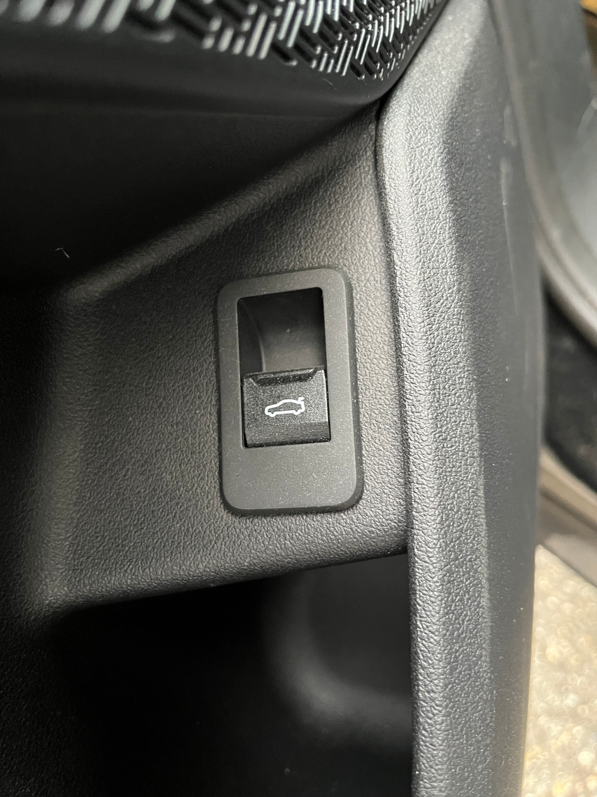 Bmw Série 2 225e Active Tourer XDRIVE, SUIVI COMPLET BMW, ATTELAGE, CAMERA, PARK ASSIST