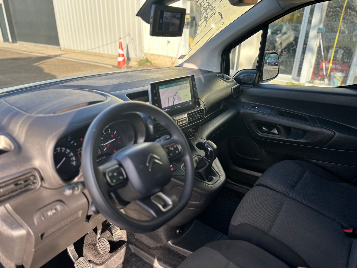 Citroën Berlingo Utilitaire M 1.5 BlueHDi 102 cv RIEN A PREVOIR - CARPLAY - CAMERA DE RECUL