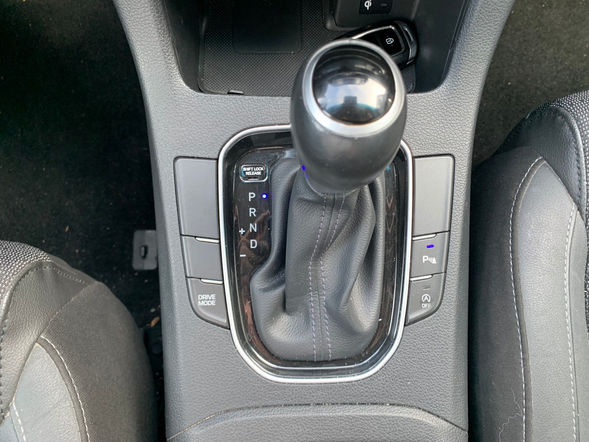 Hyundai i30 140 | Creative | Caméra recul | GPS | Siège électrique | Régulateur | Roue de secours