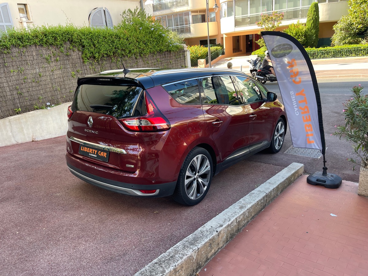 RENAULT Grand Scenic DCI 110 CV Phase 2 / 7 Places / 1er Main / Grand écran