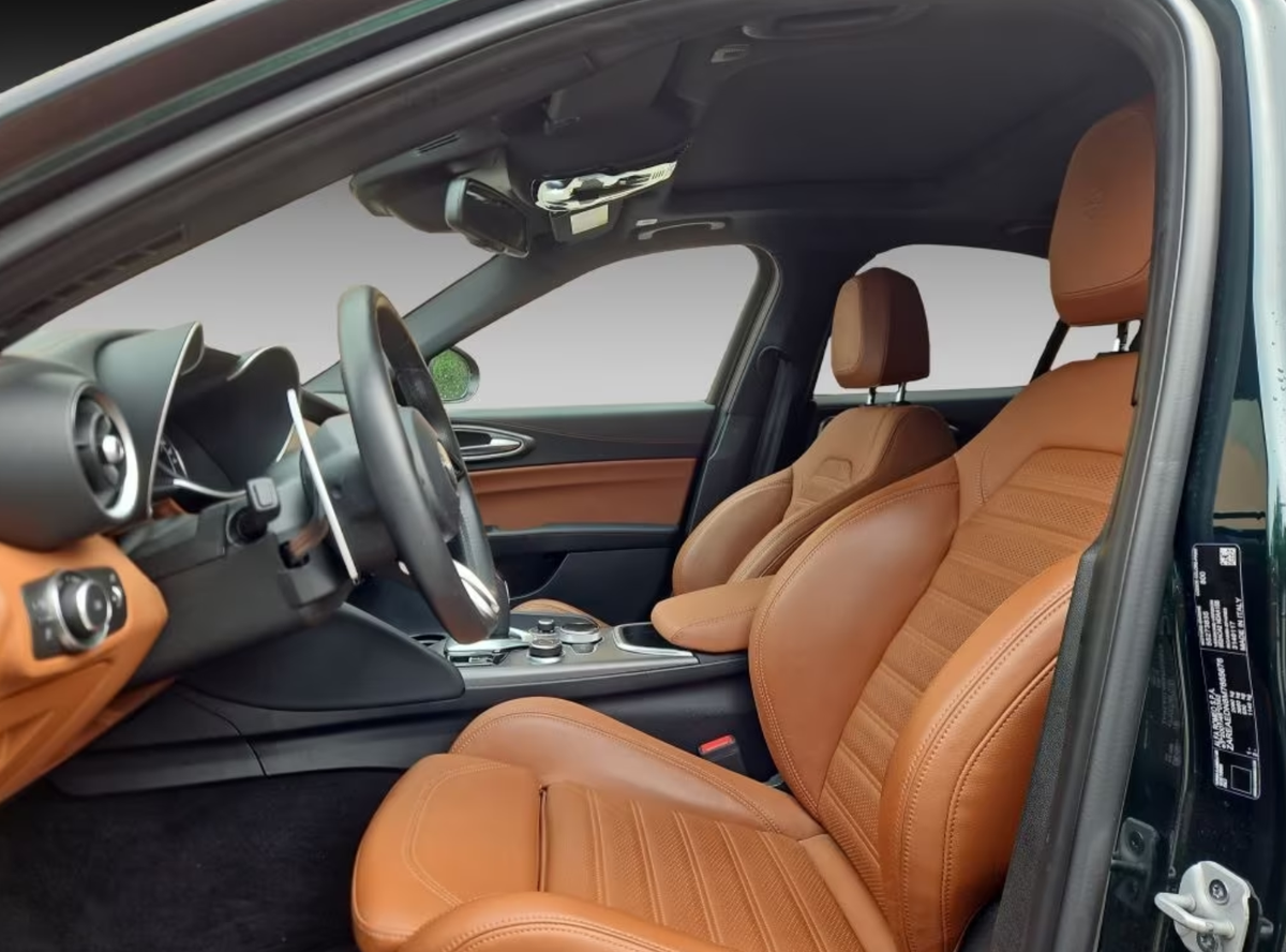 Alfa Romeo Giulia 2.0 TB 280ch Veloce Q4 AT8 Vert Visconti Toit ouvrant Harman-Kardon