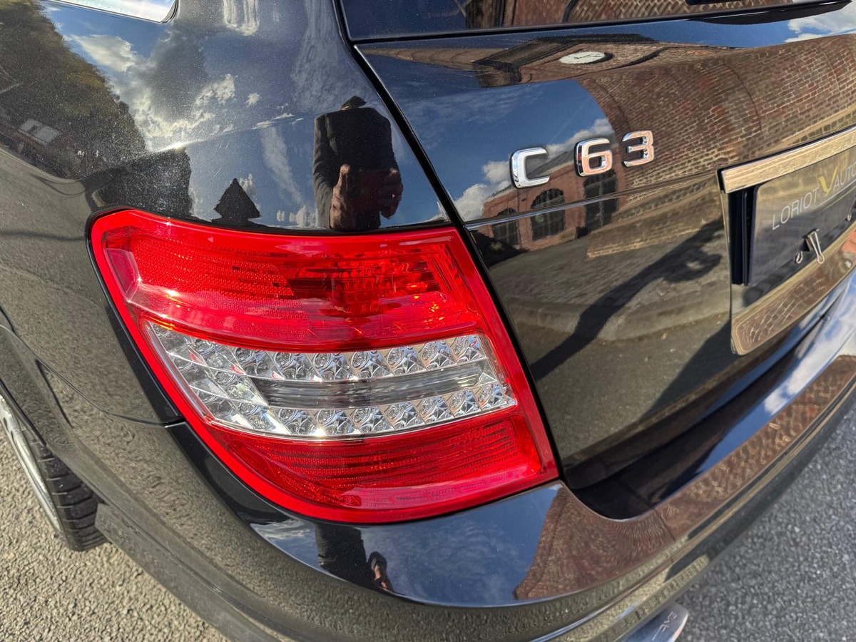 Mercedes-Benz Classe C 63 AMG 6.3 457cv Avantgarde BVA7- Suivi complet