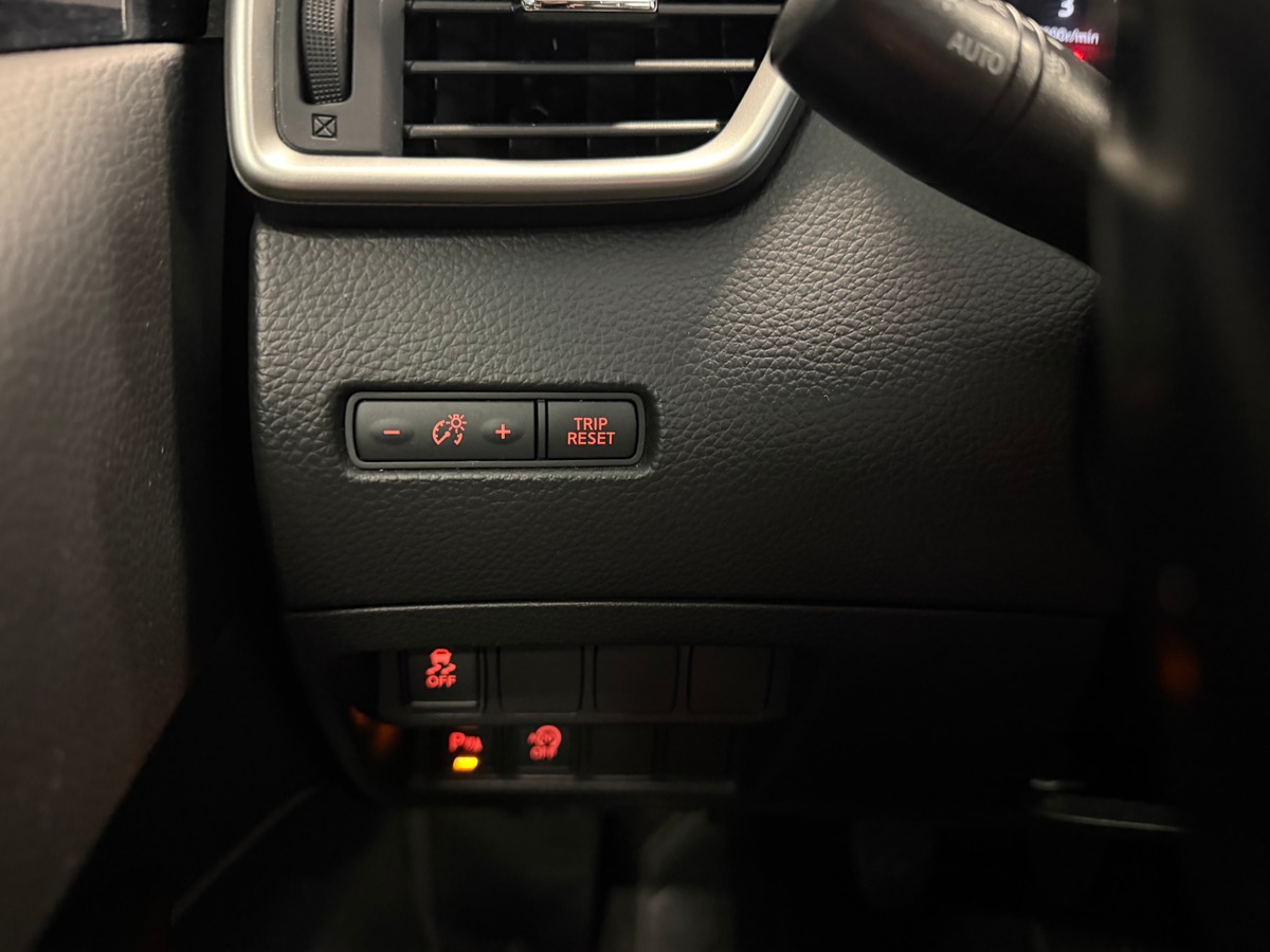 Nissan Qashqai Tekna 1.6 dci 130cv Moteur à chaîne / Caméra 360° / Sièges Av Chauffant