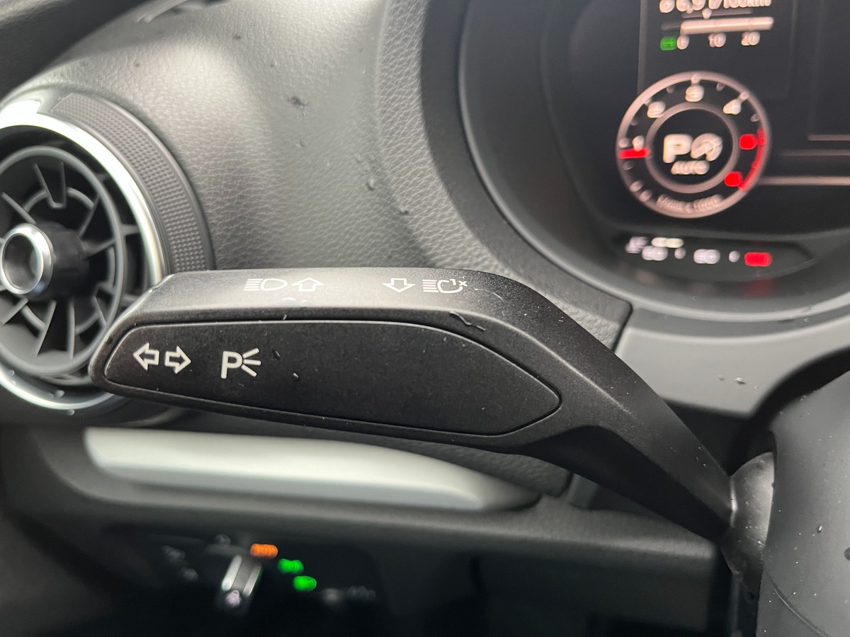 Audi A3 Berline 2.0 150ch BUSINESS DSG, SUIVI COMPLET, VIRTUAL COCKPIT, CAMERA, KEYLESS, REGULATEUR