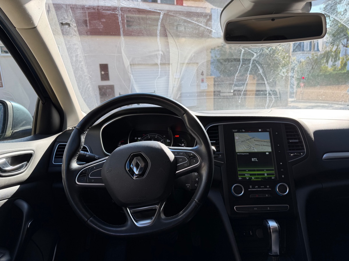 RENAULT Megane ESTATE TCE 130 CV / Intens / Grand écran / Caméra / KM Réel / Jantes