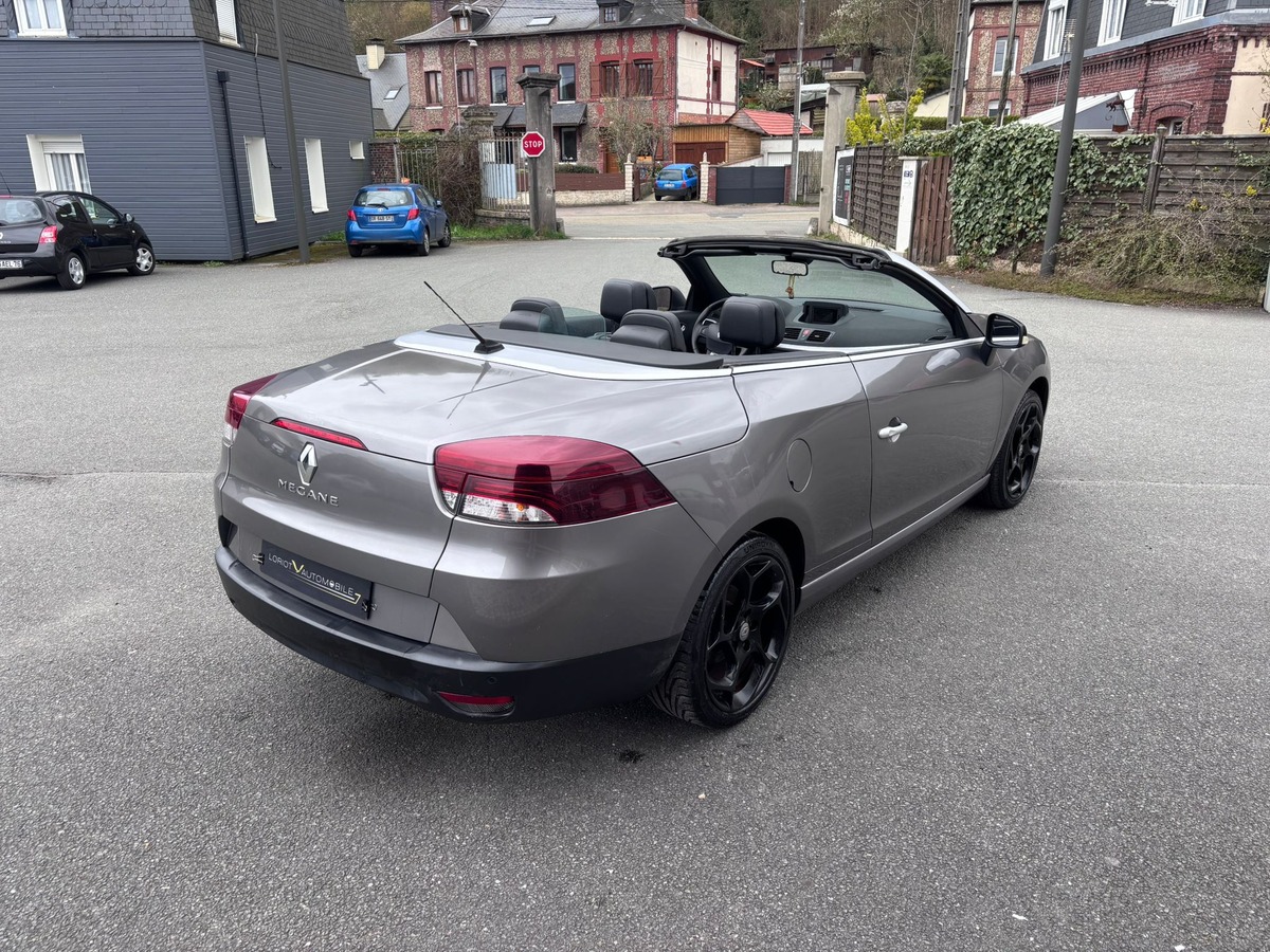 RENAULT Megane III CC 1.5 dCi 110 Dynamique - Révisé - Garantie