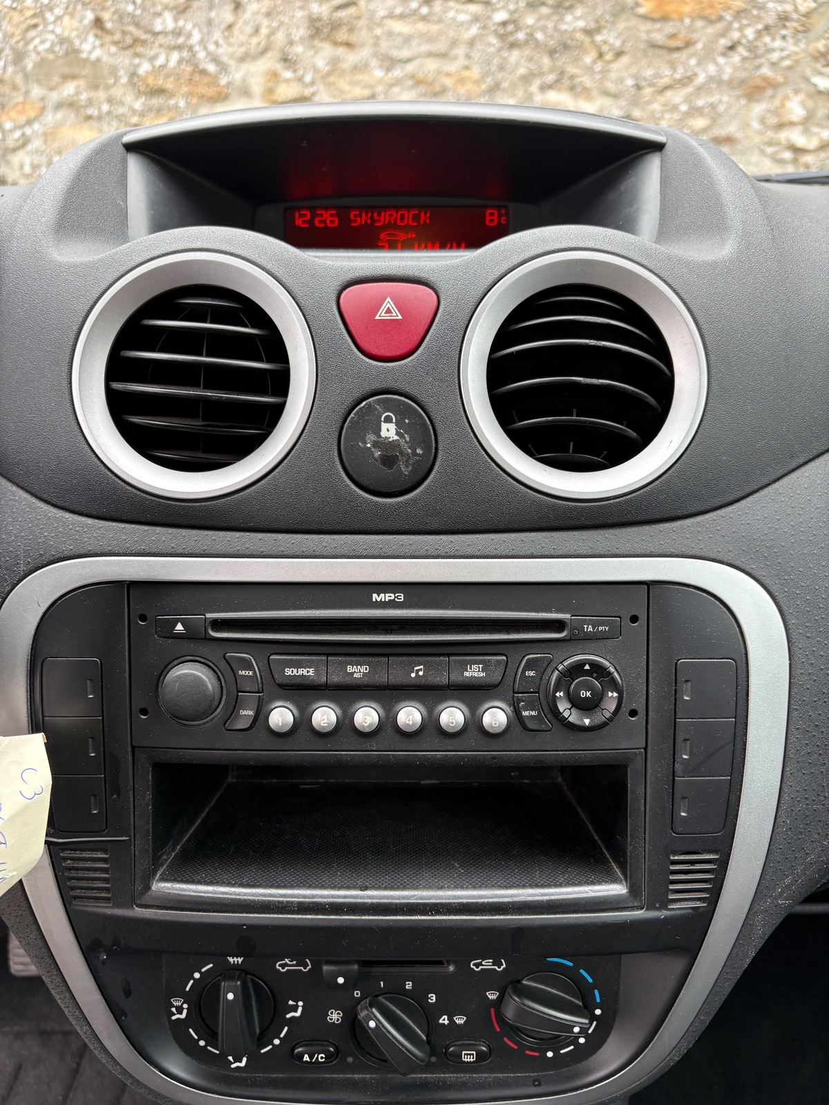 Citroën C3 AMBIANCE 1.4i 73CH