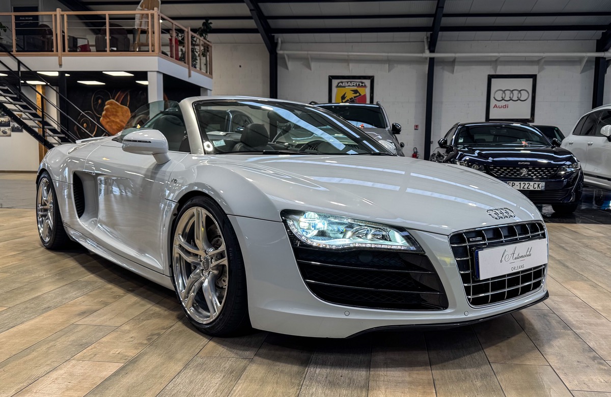Audi R8 Spyder V10 5.2 FSI QUATTRO R-Tronic / 577 CV / CONFIG RARE