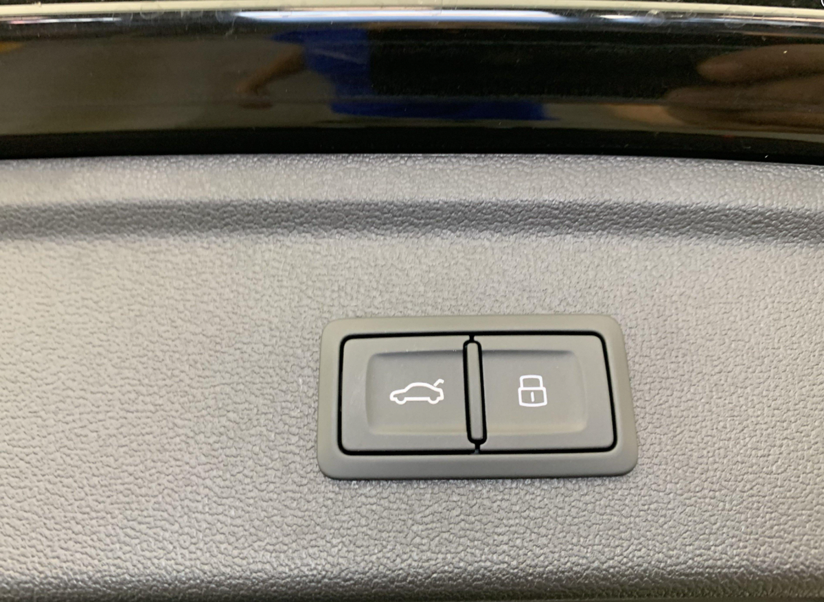 Audi A3 Sportback NOUVELLE 45 TFSI E HYBRIDE RECHARGEABLE | 272 | S TRONIC 6 | S LINE