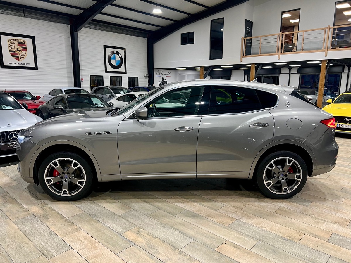 Maserati Levante Diesel 3.0 V6 Turbo 275 SPORT /CARPLAY/ATTELAGE/