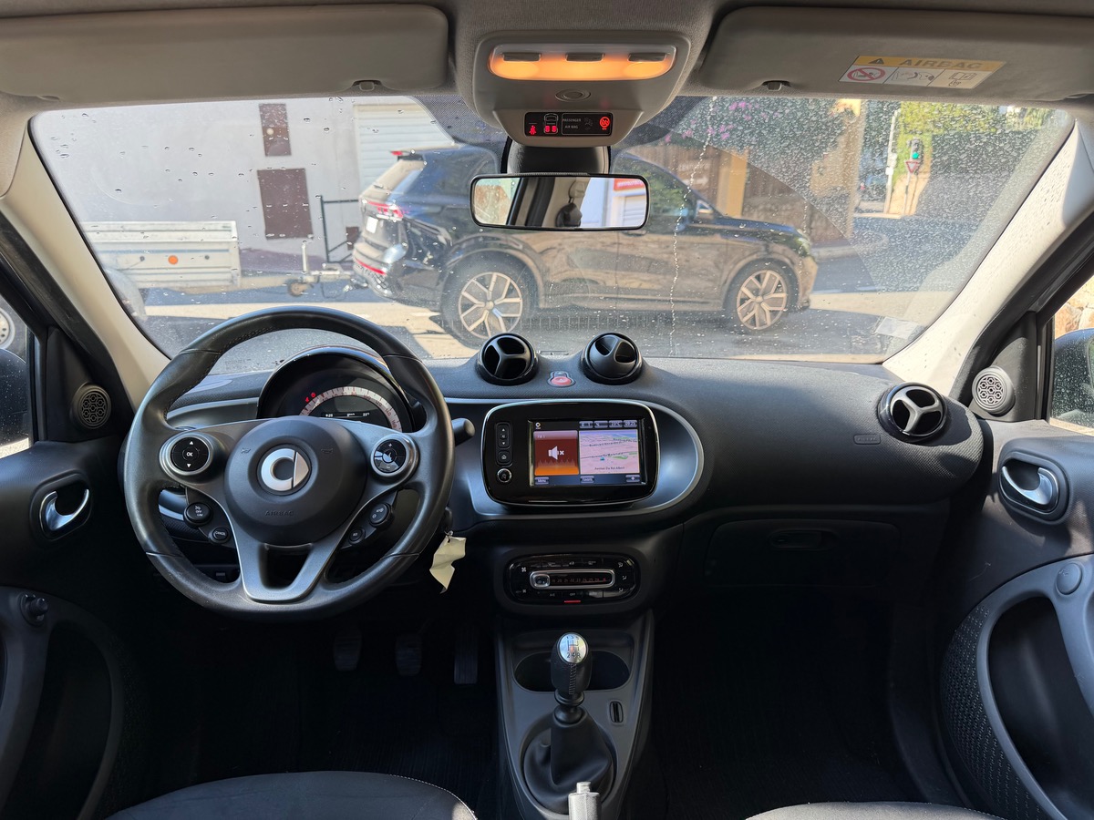 Smart Forfour 90CV / Prime / GPS/ 1er main / Km réel / intérieur Cuir