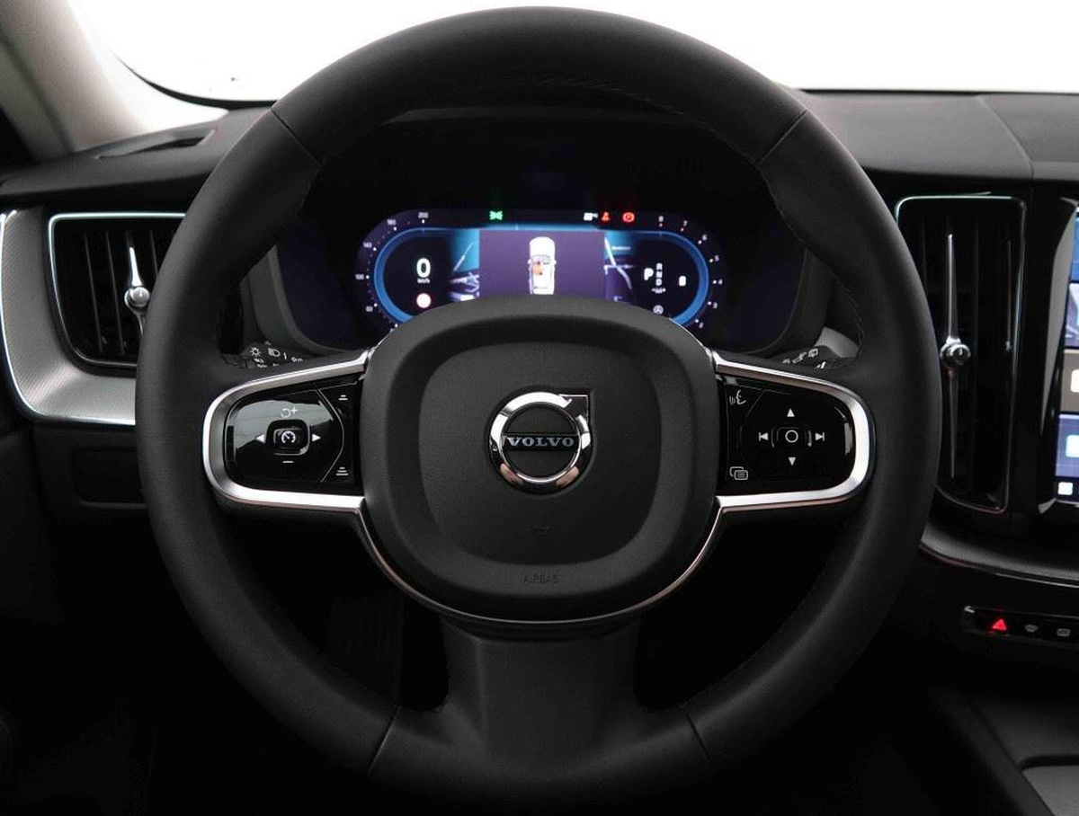 Volvo XC60 2.0 B4 197 MHEV Plus Dark | Plusieurs coloris disponible