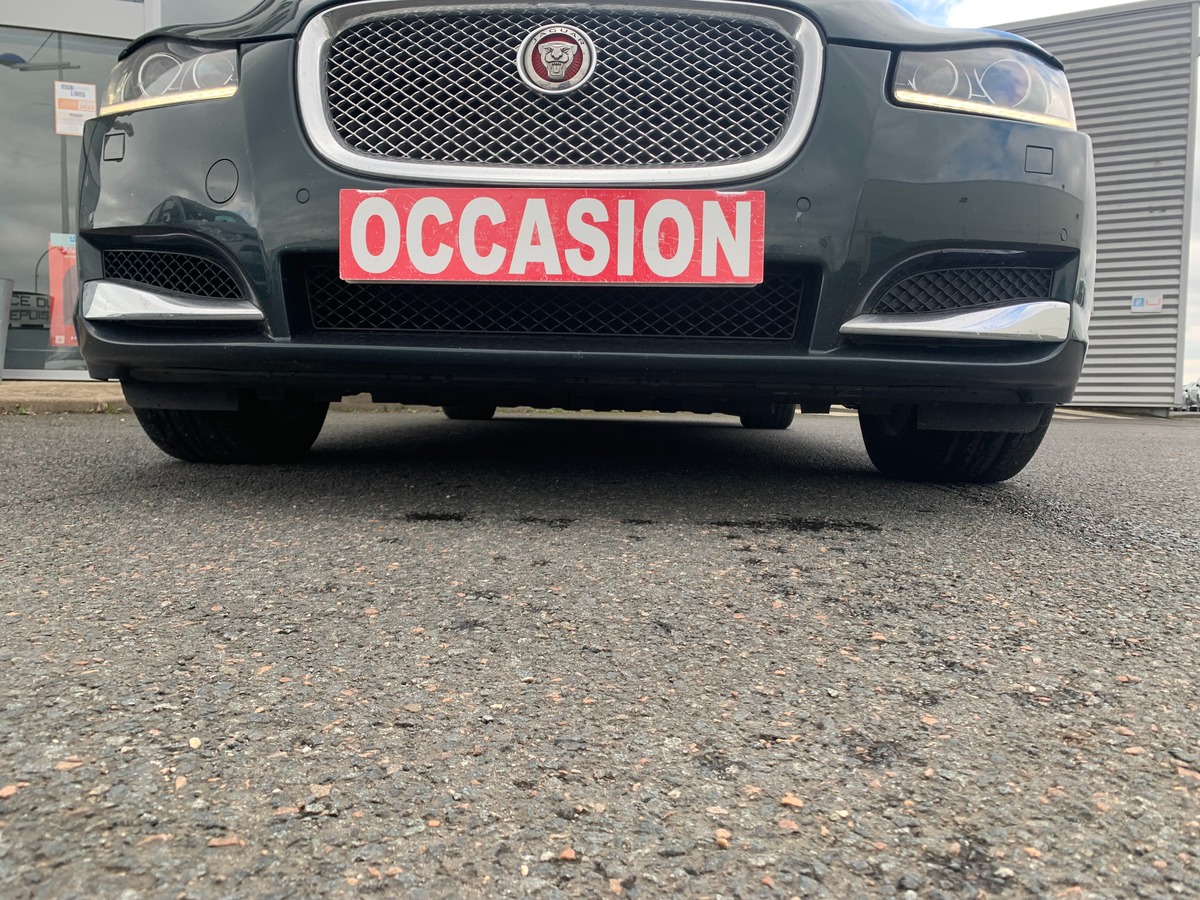 Jaguar XF 240 ch | V6 | R-Sport | Caméra recul | Sièges sport | Régulateur vitesse | GPS | Bluetooth