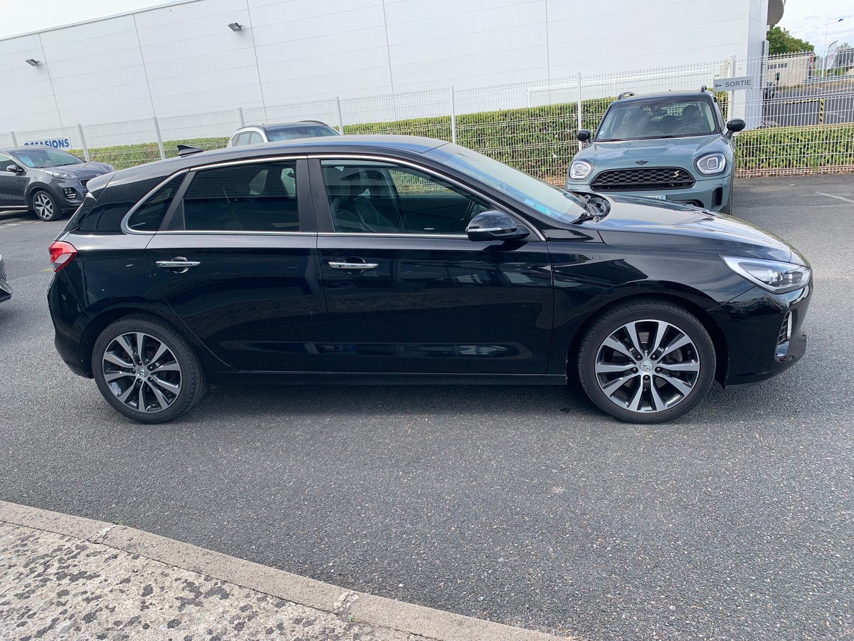 Hyundai i30 140 | Creative | Caméra recul | GPS | Siège électrique | Régulateur | Roue de secours