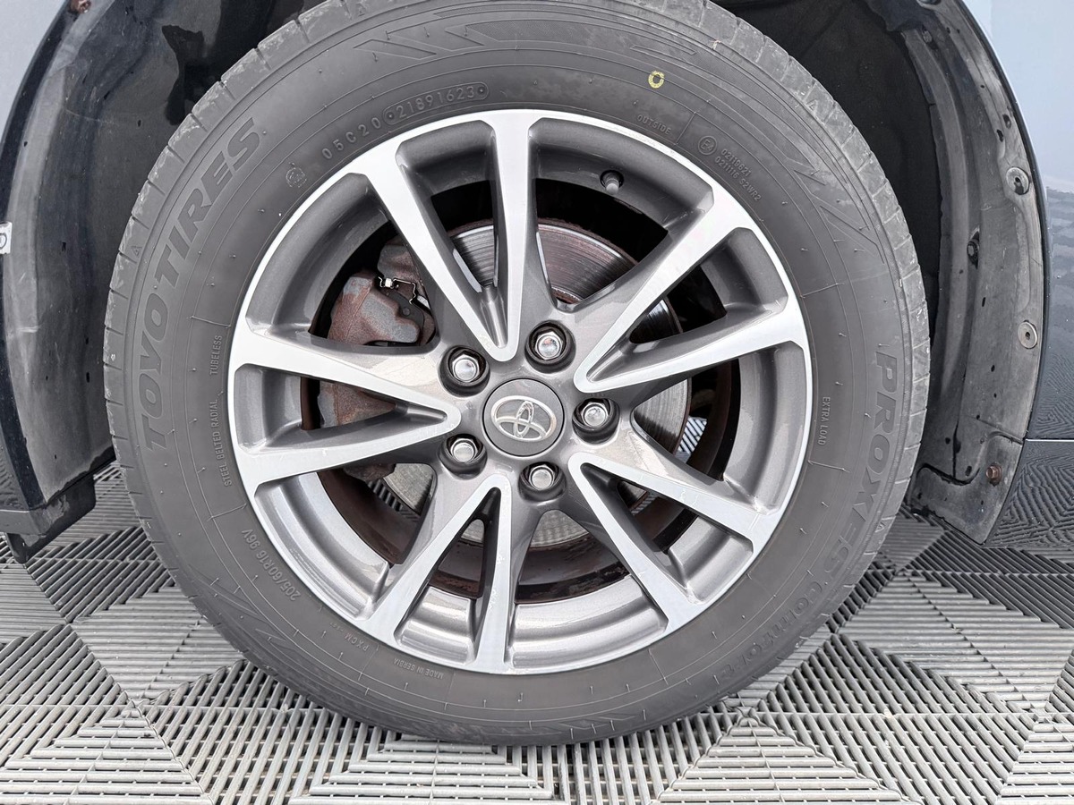 Toyota Verso 2.0 D4 - D 124  Première main