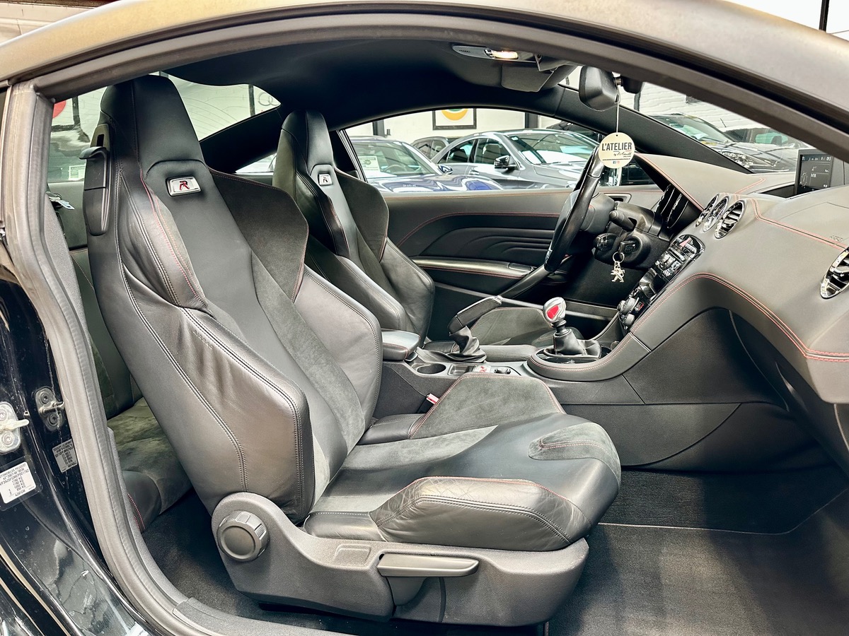 Peugeot RCZ R (2) 1.6 THP 270 h