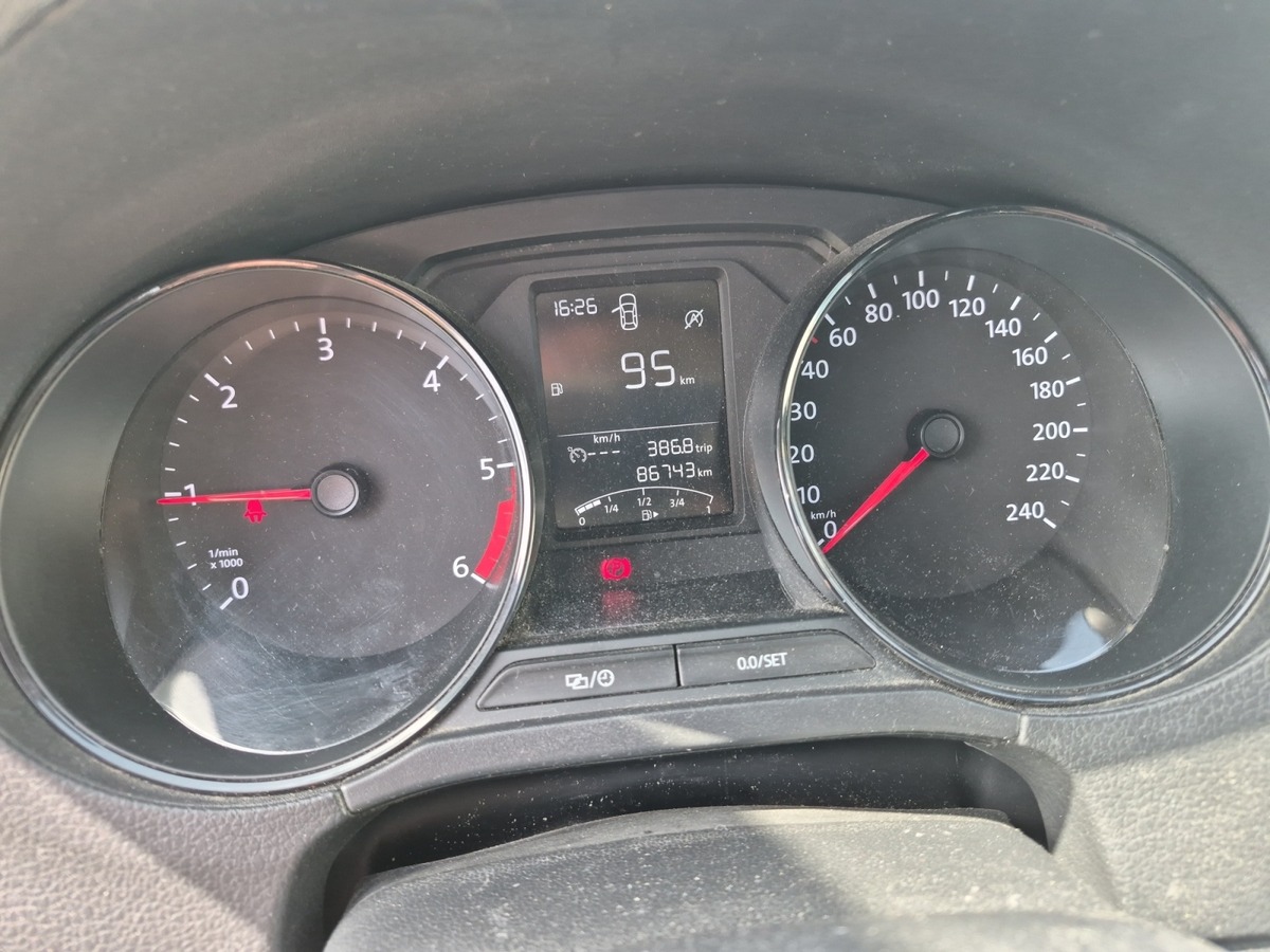 Volkswagen Polo 1.4 tdi 75 ch Trend Business