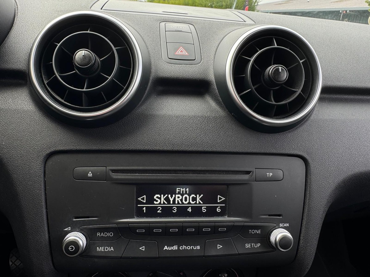 Audi A1 1.6 TDI 90 Ambiente BVM