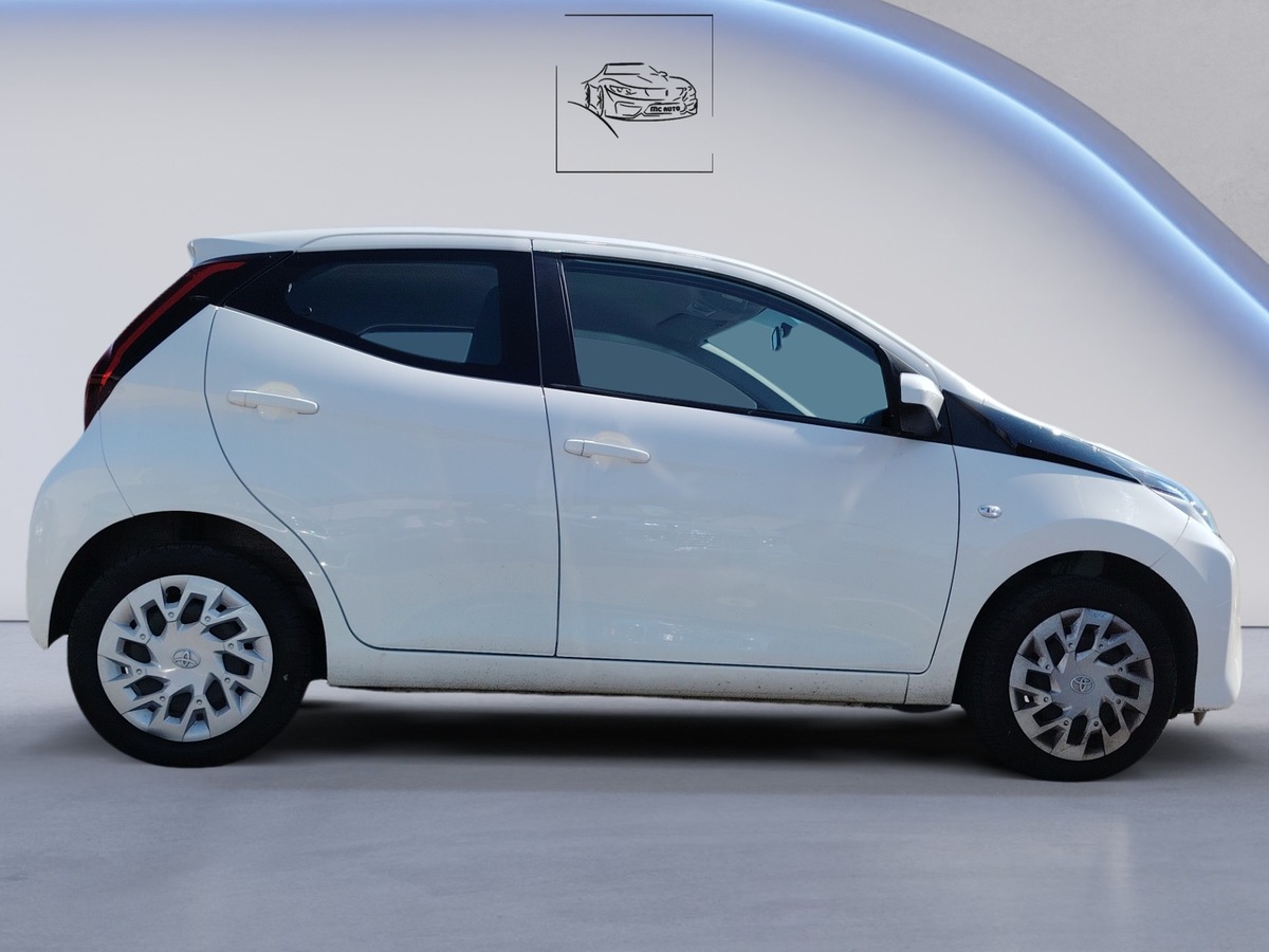 Toyota Aygo 1.0 VVTI BOITE AUTO