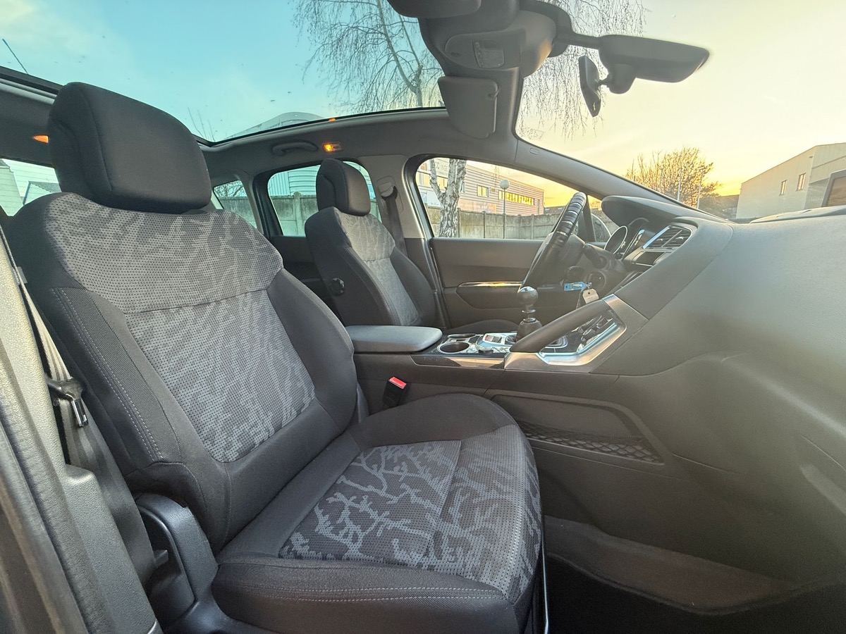 Peugeot 3008 1.6 HDI 112 CV 1er mains 4XCBL