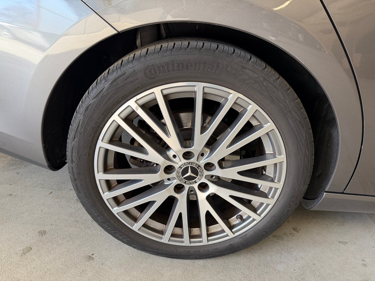 Mercedes-Benz CLA COUPE 200 d 8G-DCT Progressive Line / Sièges Av chauffant / Led d Ambiance