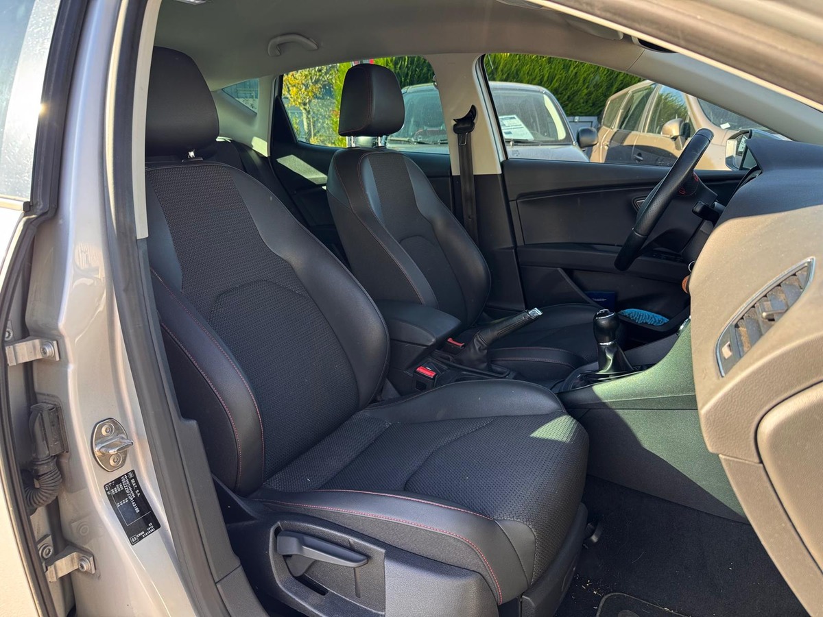 Seat Leon 2.0 tdi 150 FR / Distribution OK / Caméra / Carplay
