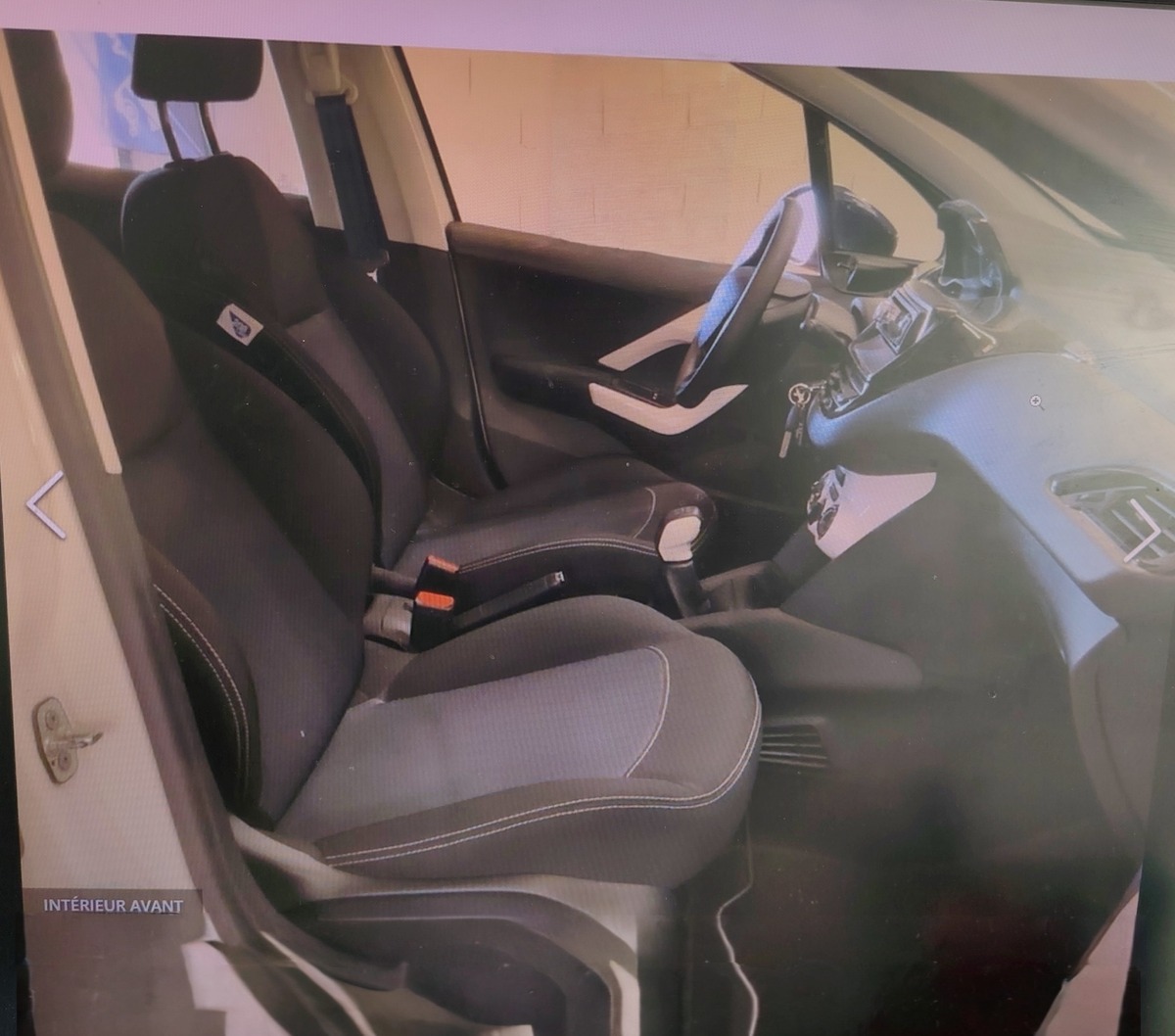 Peugeot 208 1.0 vti like 5 portes