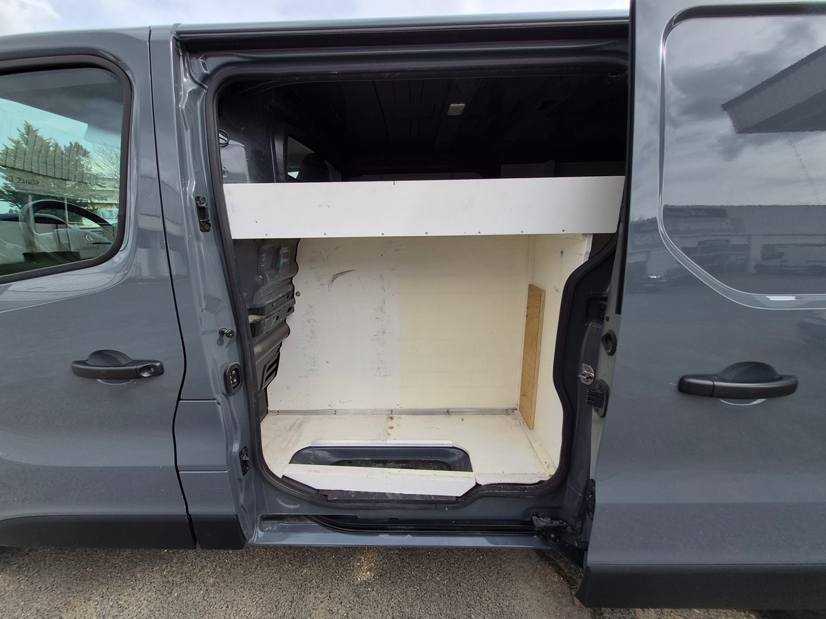 RENAULT Trafic DCI 170 BVA GRAND CONFORT L2H1