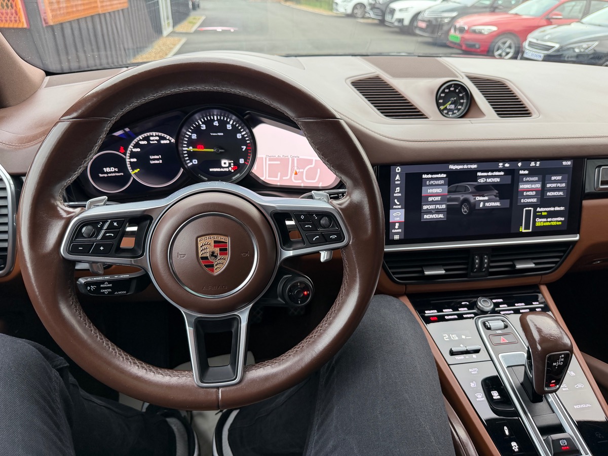 Porsche Cayenne E-Hybrid 3.0 V6 462 ch Tiptronic BVA S/ Véhicule Français/ Toit Ouvrant/GTIE 12 MOIS