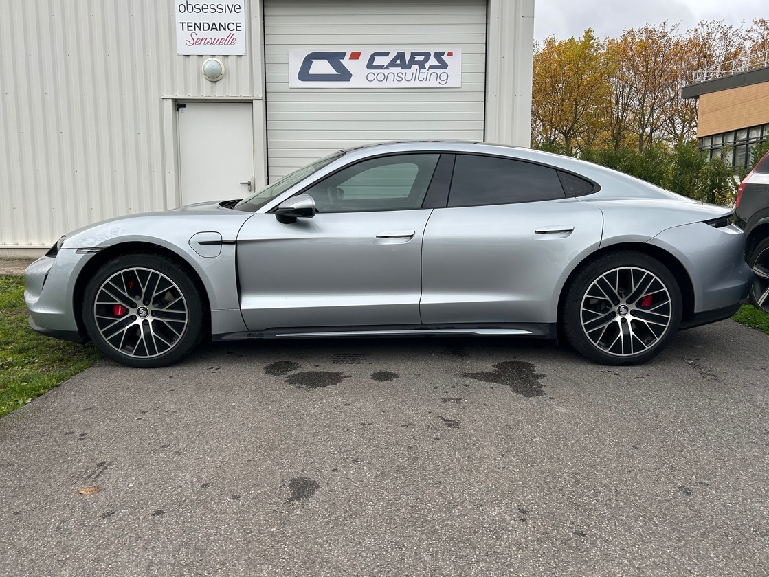 Porsche Taycan 4S Performance Plus 93,4 Kwh 571