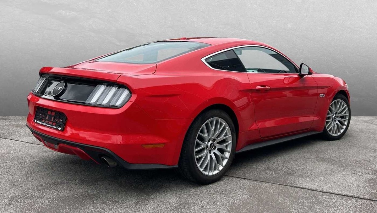 Ford Mustang Fastback VI 5.0 V8 421ch GT