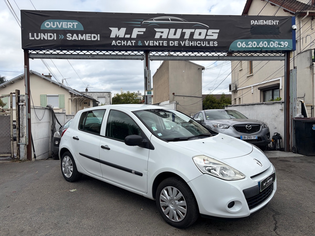 RENAULT Clio III