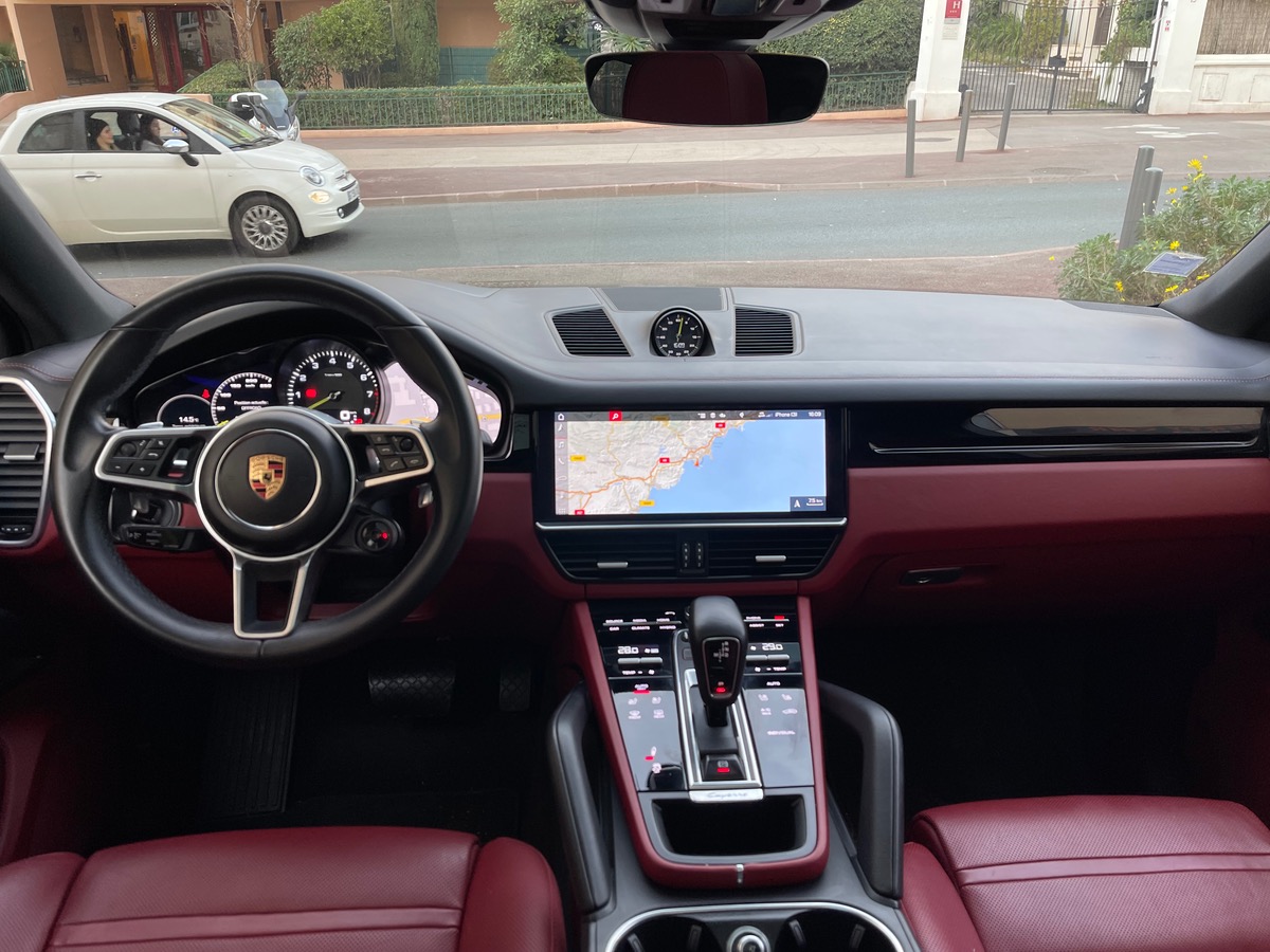 Porsche Cayenne E hybrid  V6 461 CV / VF/ Echappement Sport / Son Bose/ Attelage / Full Options