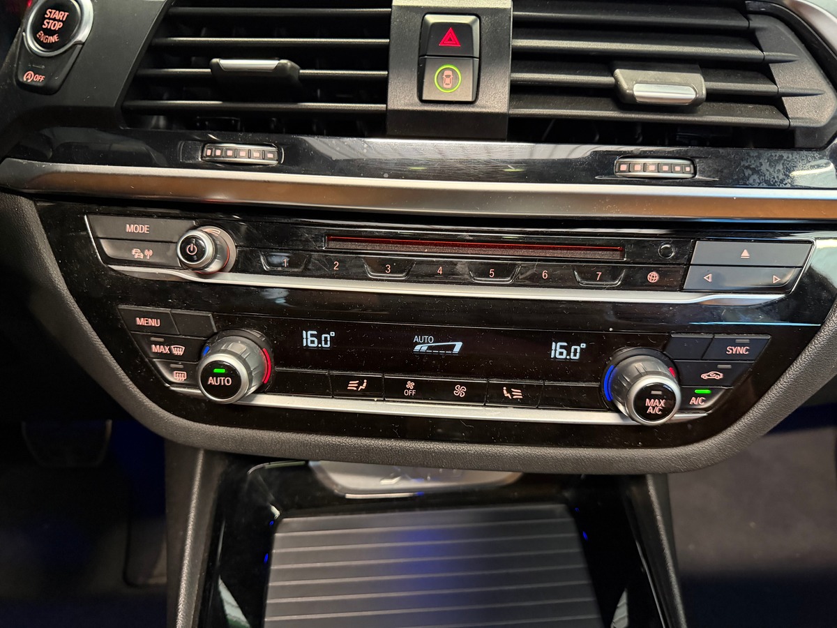 Bmw X3 G01 xdrive20d 190cv M Sport / Toit Panoramique ouvrant / Hayon électrique / Caméra de recul