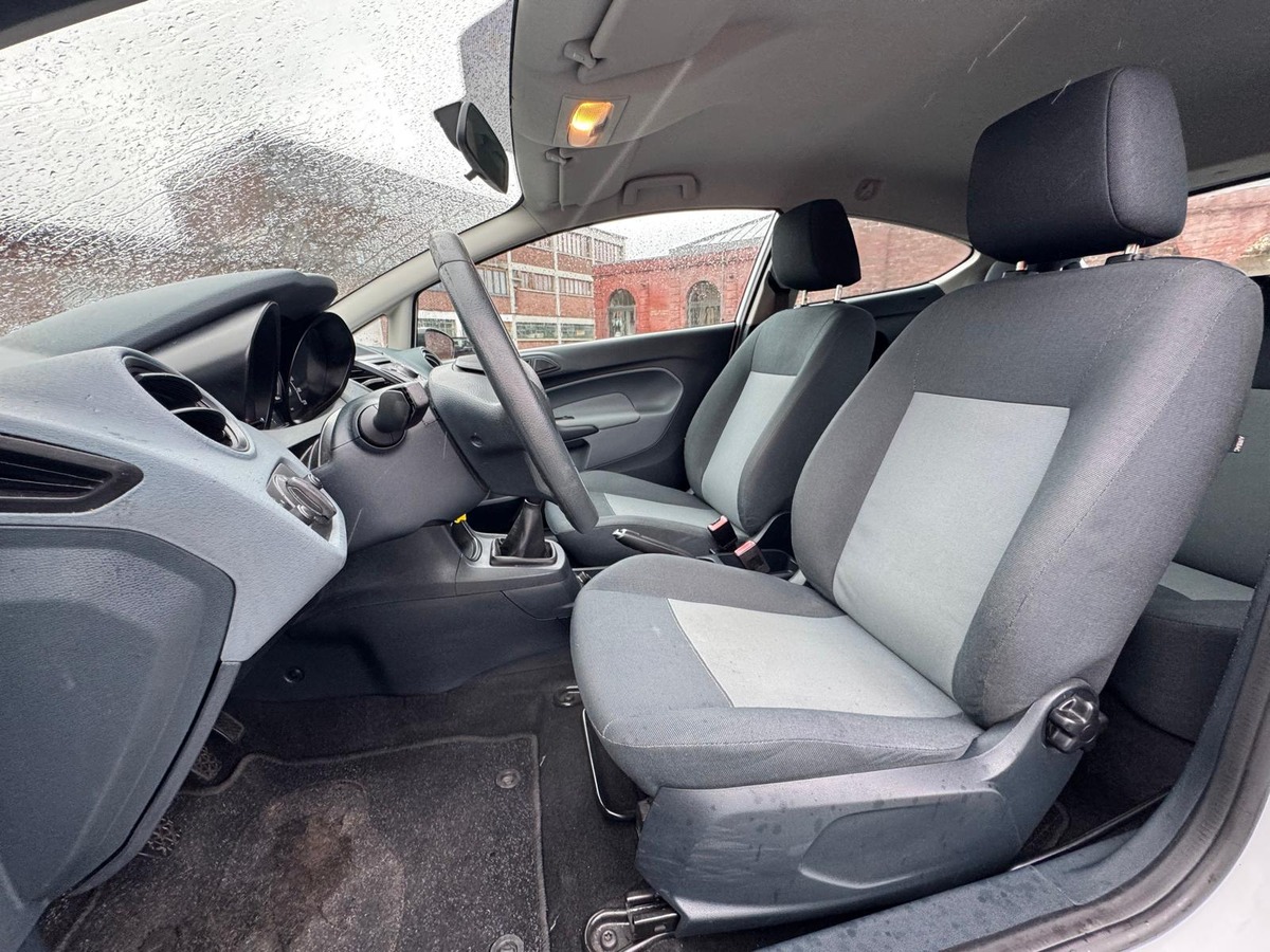 Ford Fiesta 1.4 TDCi 68 Ambiente - Révisée - Garantie