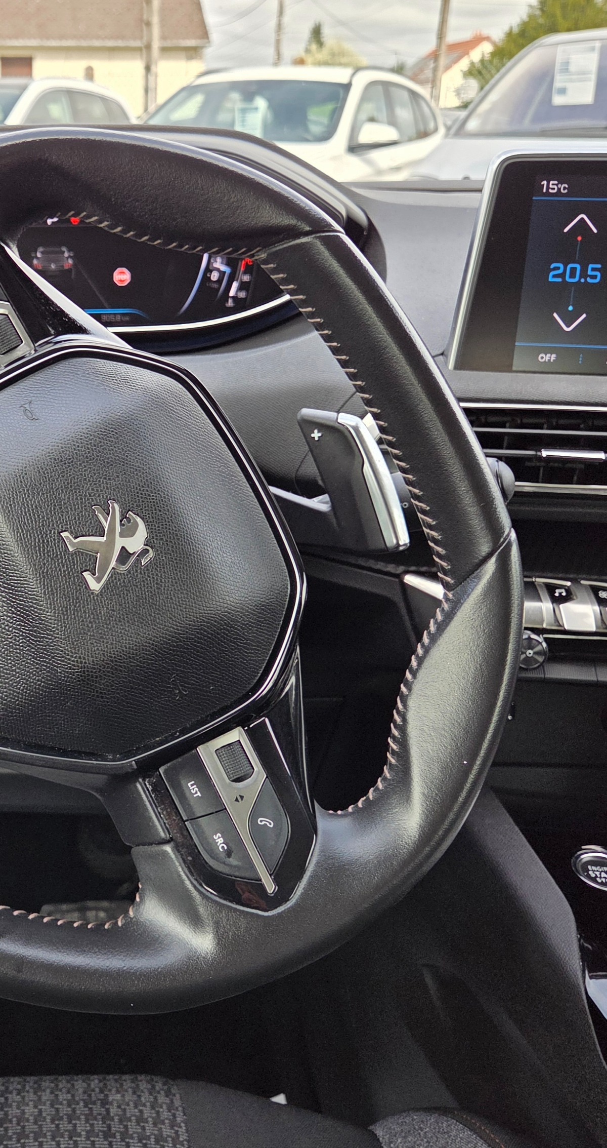 Peugeot 3008 1.5 BHDI 130 CV / 1ERE MAIN / TVA RECUPERABLE