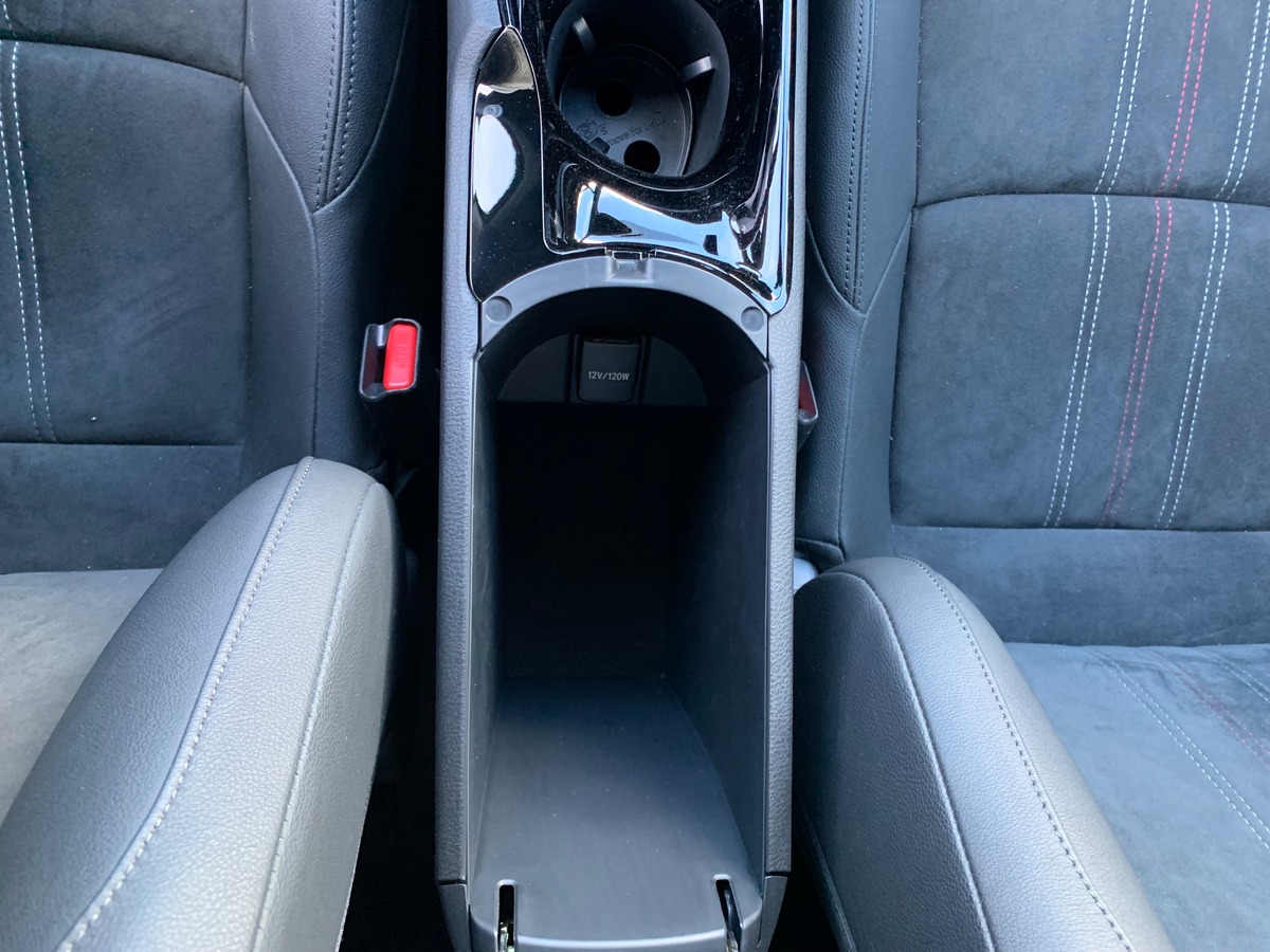 Toyota C-HR 122 ch | GR SPORT | Régulateur de vitesse adaptatif | Caméra de recul