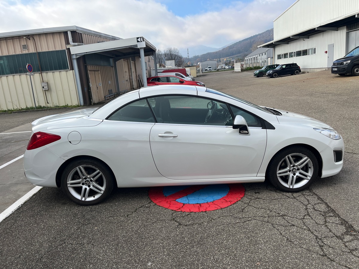 Peugeot 308 CC SPORT PACK 2.0 HDI 163ch, GPS, RADAR AVANT/ARRIERE