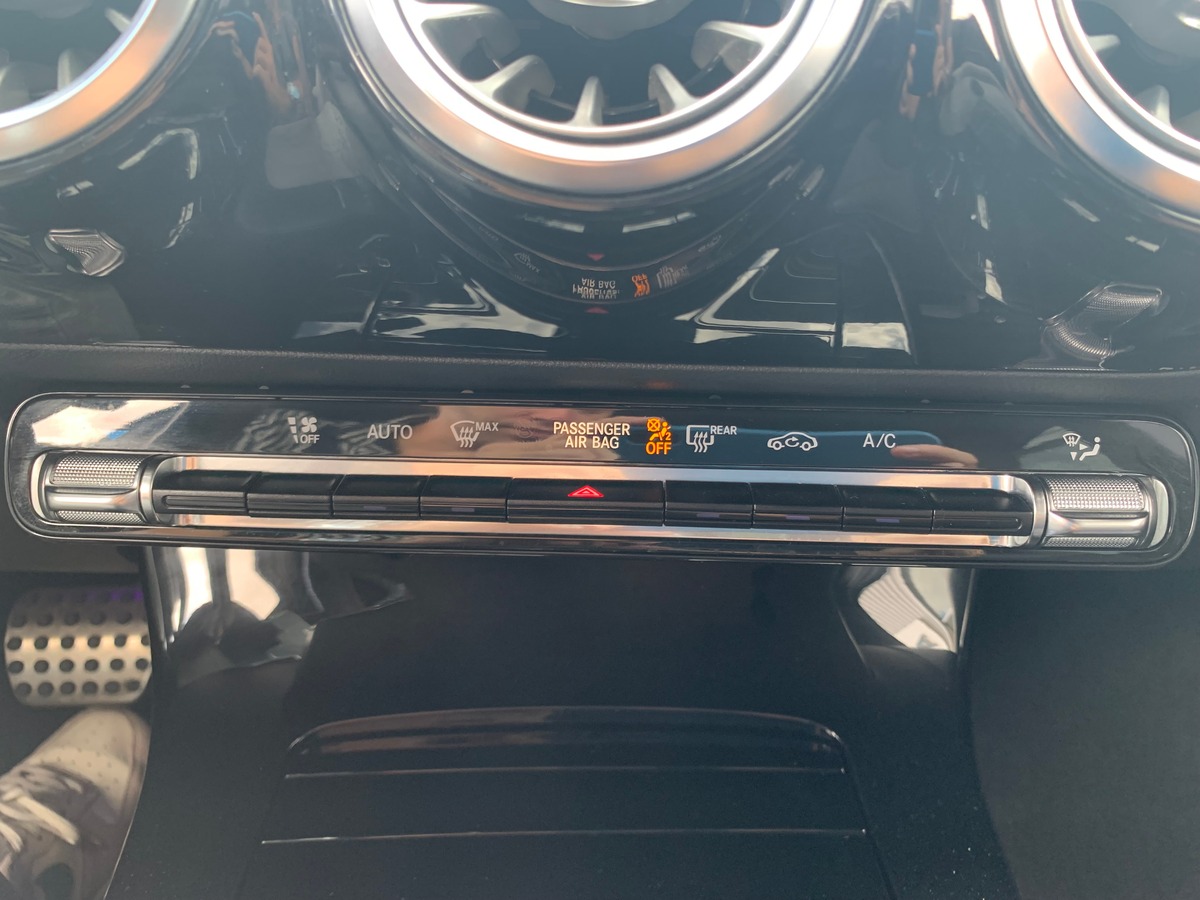 Mercedes-Benz Classe A 150 ch | Amg Line | Eclairage d'ambiance | Siéges chauffants | Caméra recul