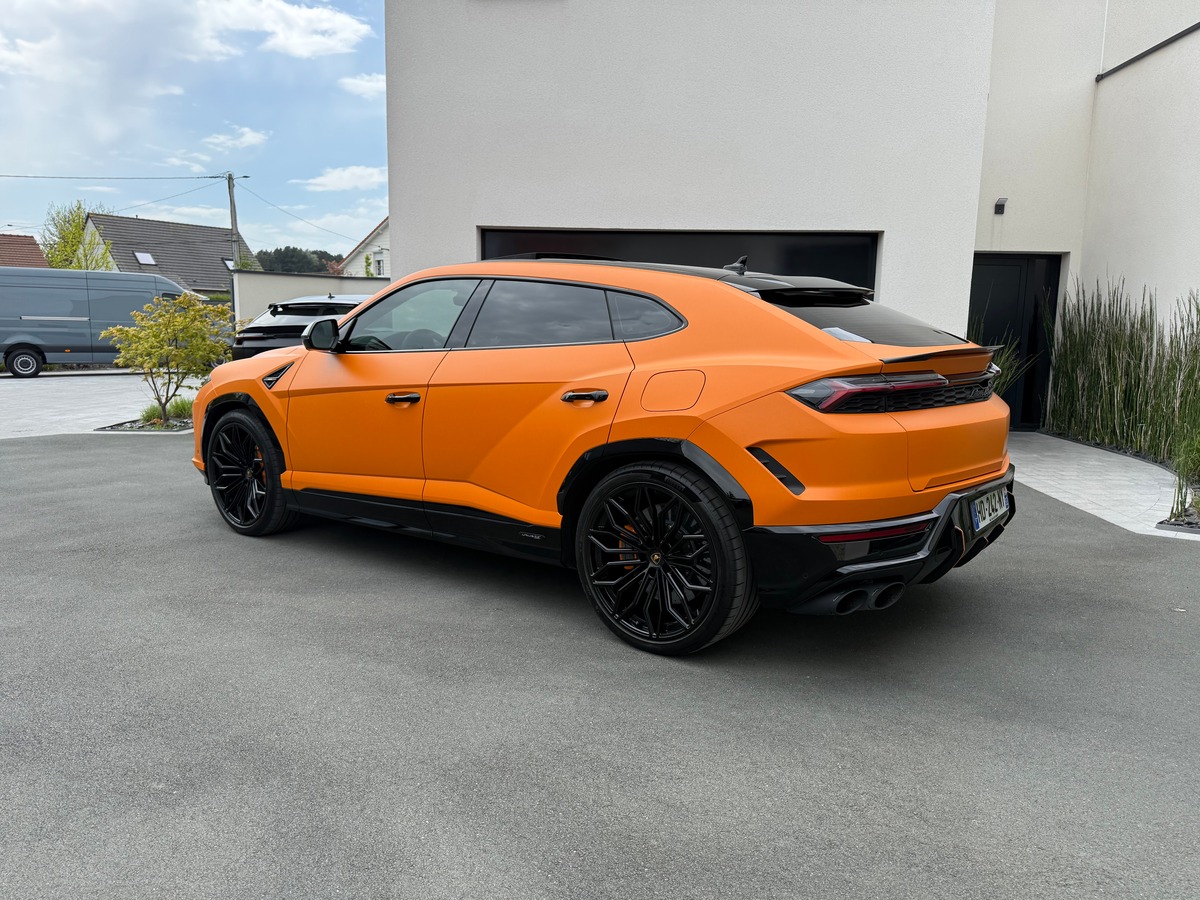 Lamborghini Urus 4.0 V8 800 CH SE / 1ERE MAIN / 14417 KMS