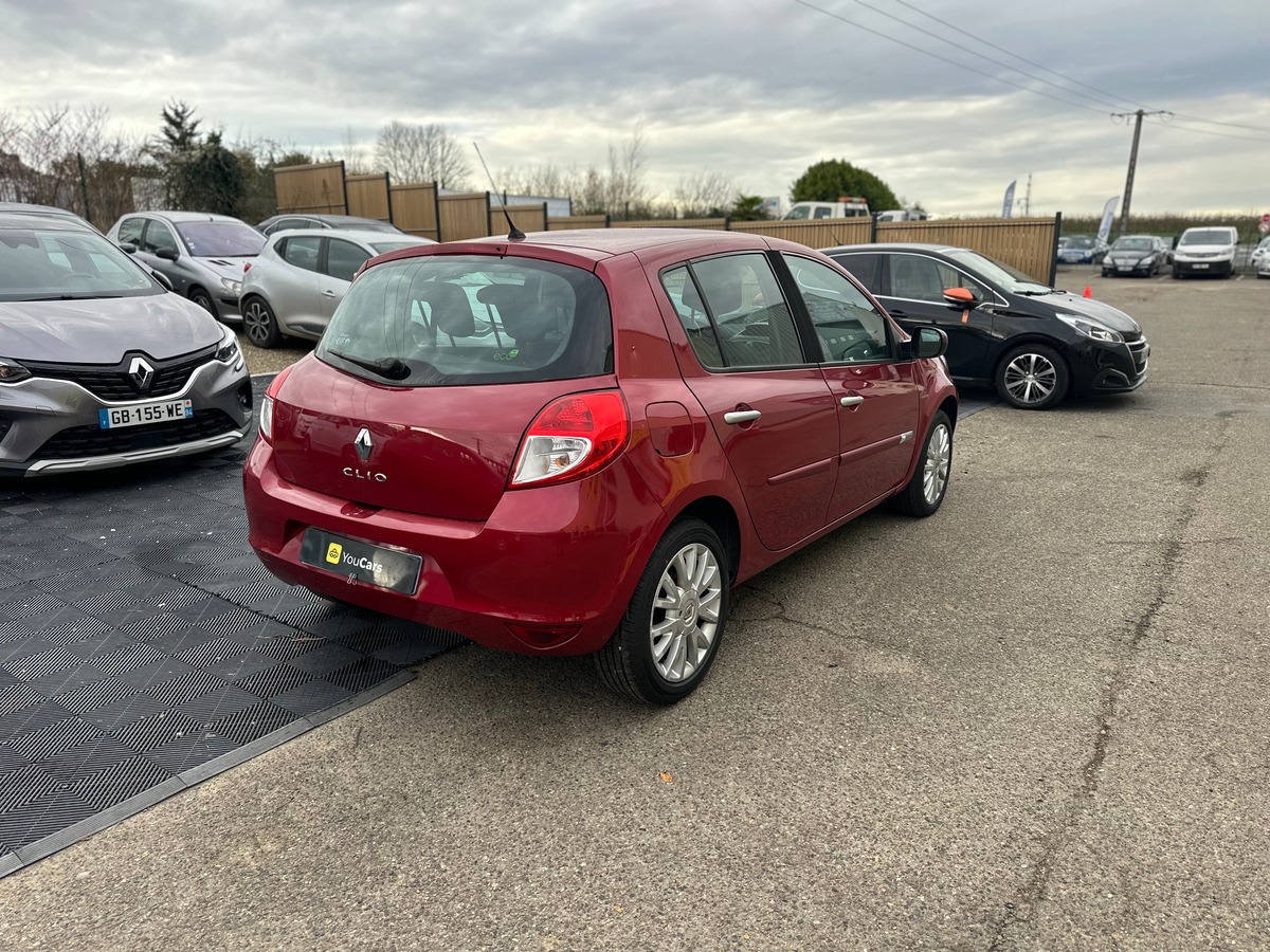 RENAULT Clio Phase 2 1.2 TCe 101 cv COURROIE OK  - RIEN A PREVOIR - CLIM AUTO - IDEAL JEUNE PERMIS